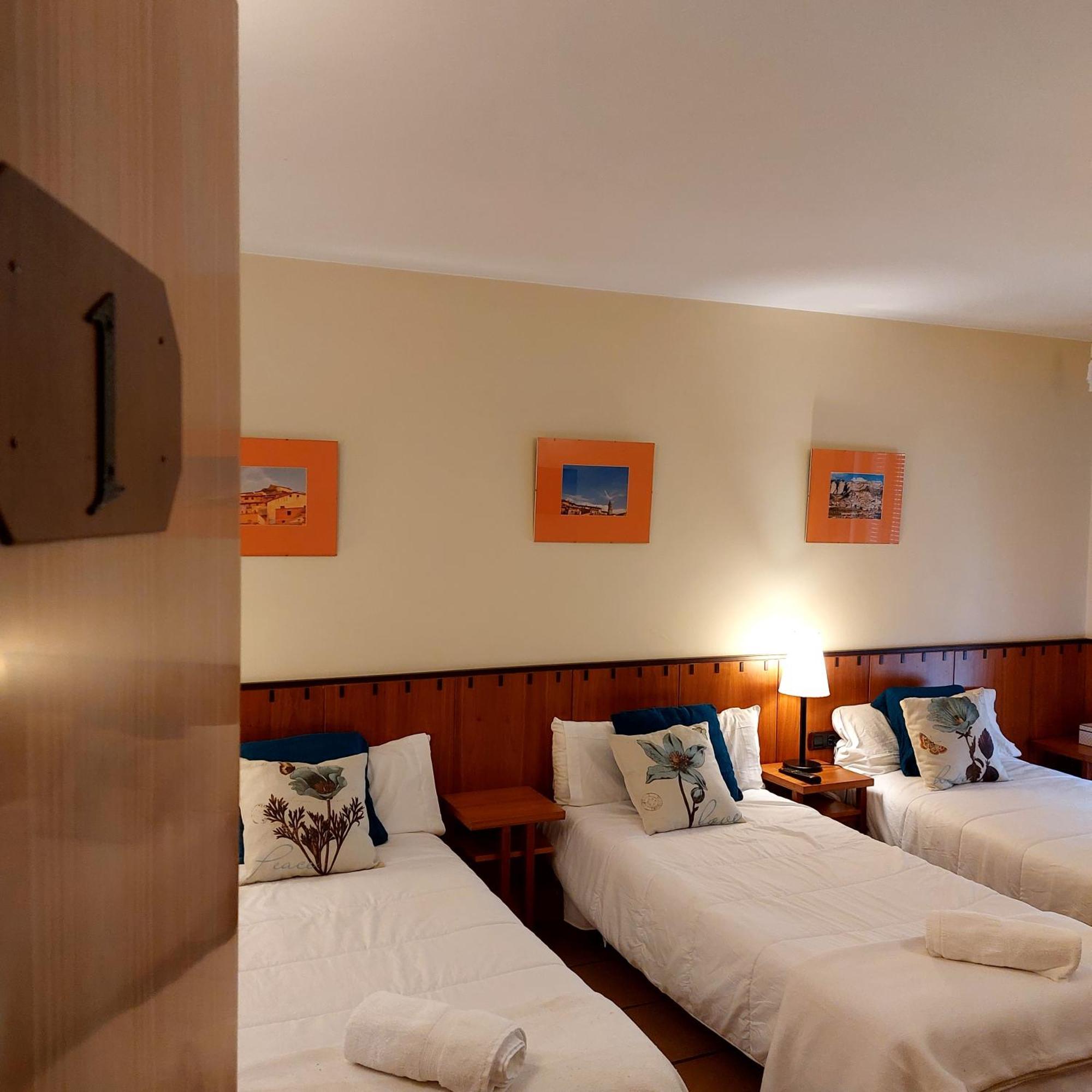 Hostal Tastavins Peñarroya de Tastavins Zimmer foto